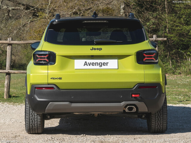 Jeep Avenger фото