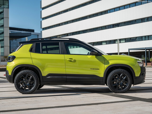 Jeep Avenger фото