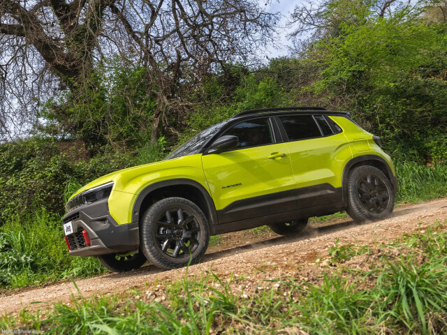 Jeep Avenger фото