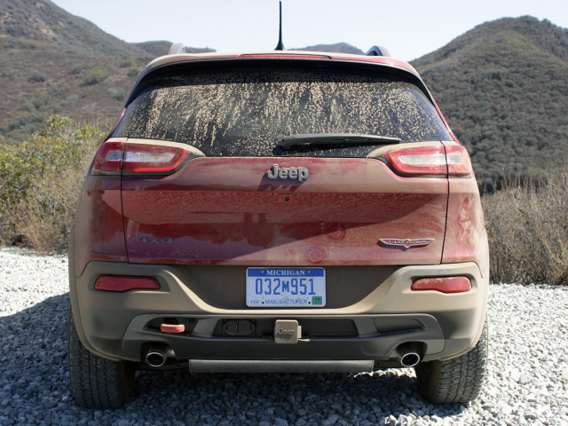 Jeep Cherokee фото