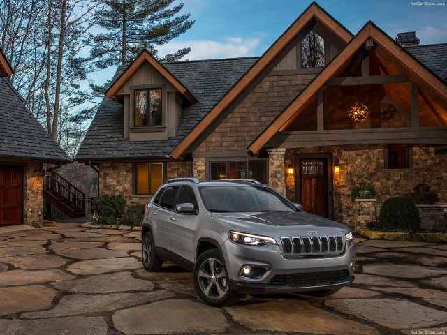 Jeep Cherokee фото