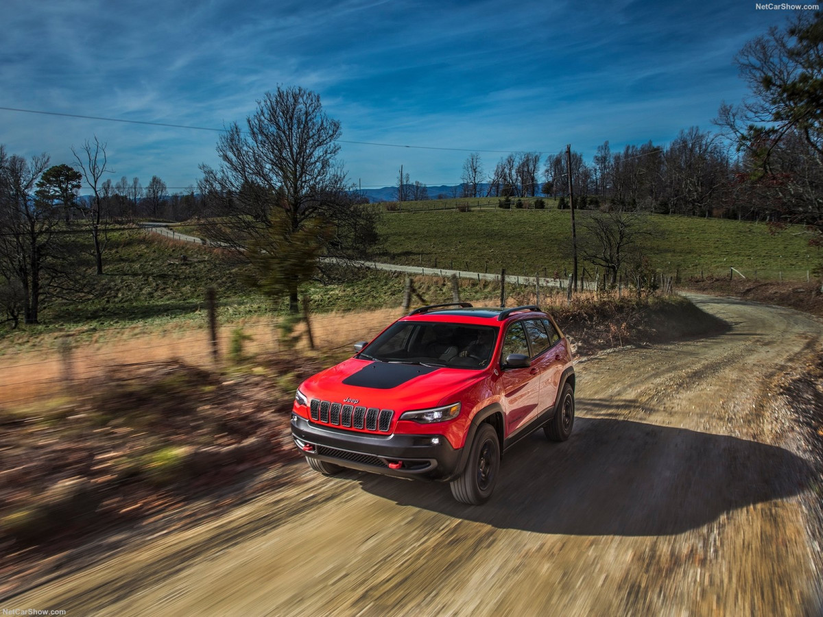 Jeep Cherokee фото 192070