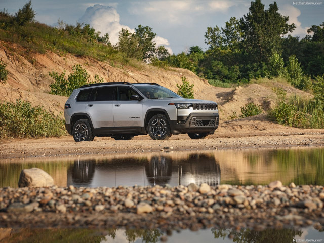 Jeep Cherokee фото