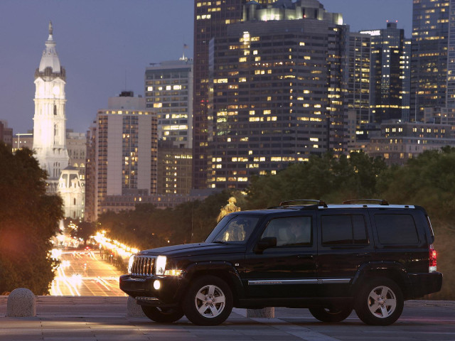 Jeep Commander фото