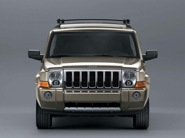 Jeep Commander фото