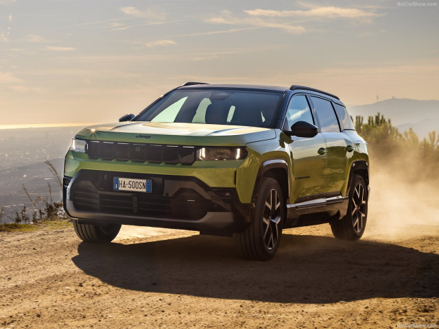 Jeep Compass фото