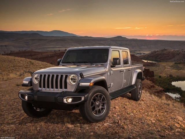 Jeep Gladiator фото