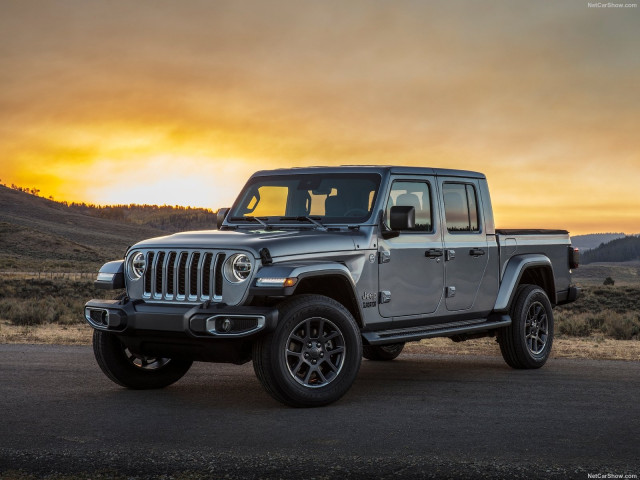 Jeep Gladiator фото