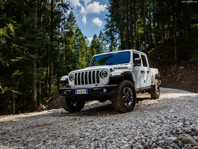 Jeep Gladiator фото