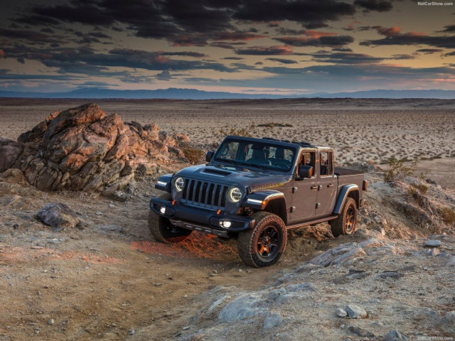 Jeep Gladiator фото