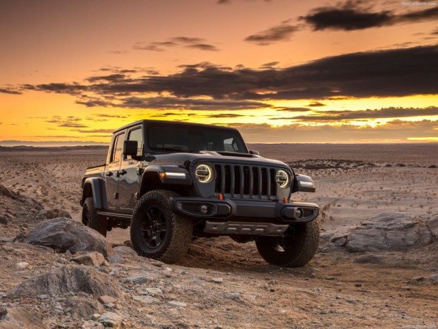 Jeep Gladiator фото