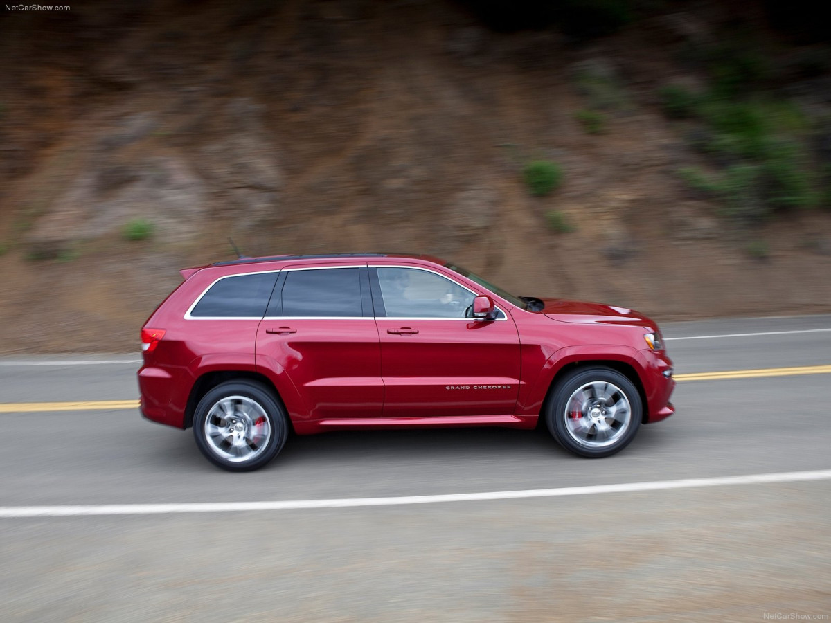 Jeep Grand Cherokee SRT-8 фото 83115