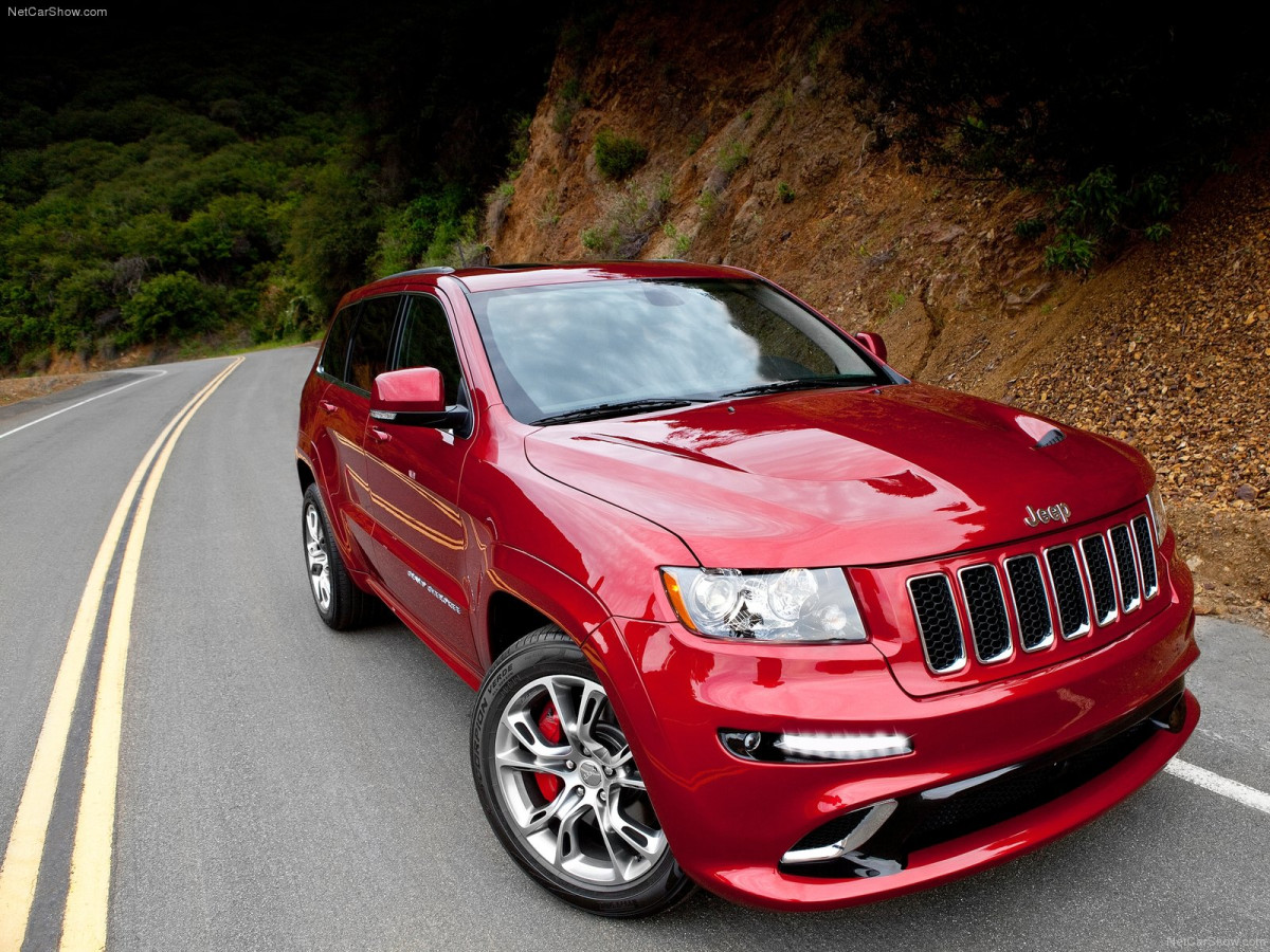 Jeep Grand Cherokee SRT-8 фото 83125