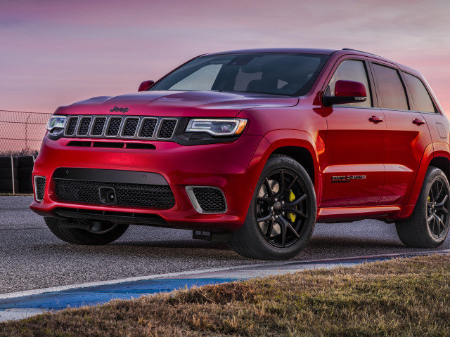 Jeep Grand Cherokee Trackhawk фото