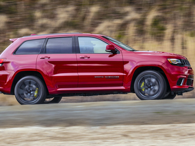 Jeep Grand Cherokee Trackhawk фото