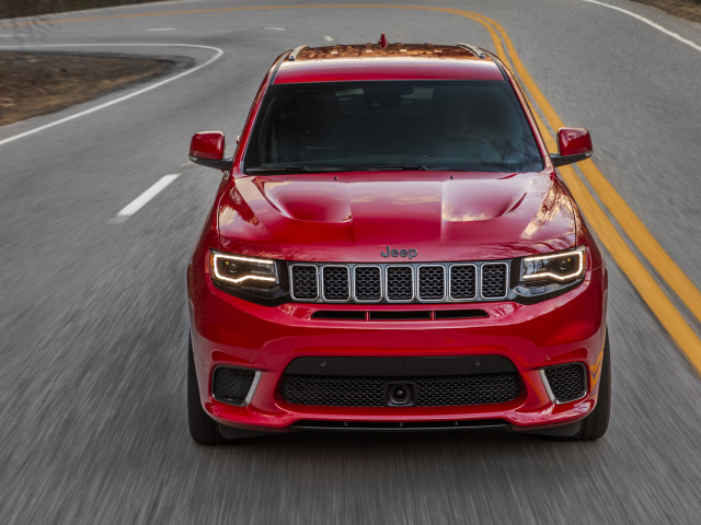 Jeep Grand Cherokee Trackhawk фото