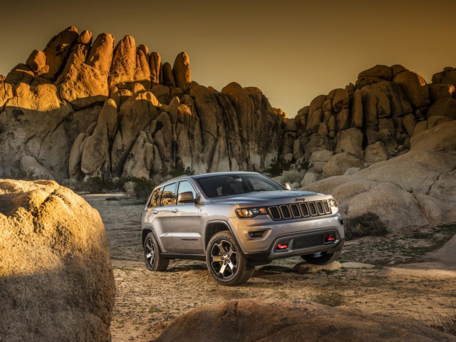 Jeep Grand Cherokee фото