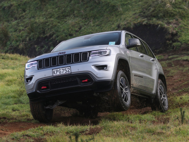 Jeep Grand Cherokee фото