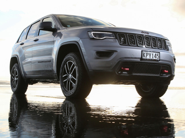 Jeep Grand Cherokee фото