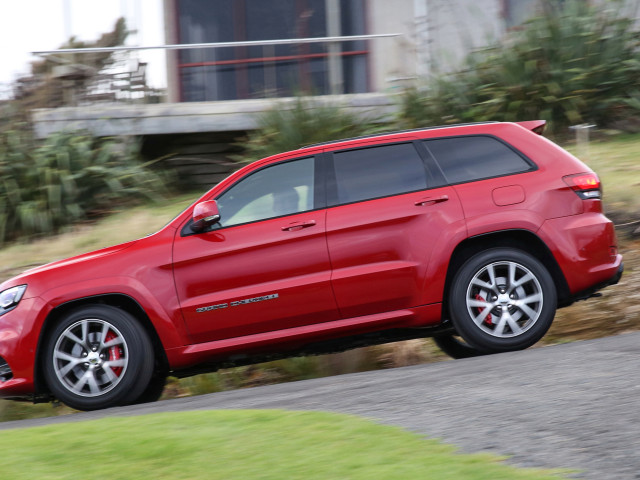 Jeep Grand Cherokee фото