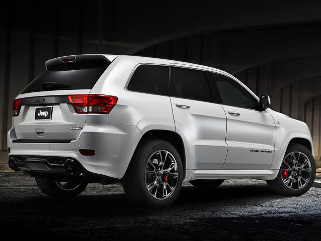 Jeep Grand Cherokee фото