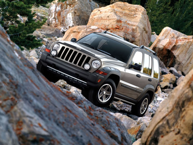 Jeep Liberty фото