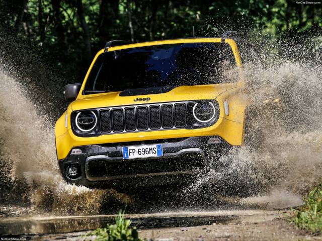 Jeep Renegade фото