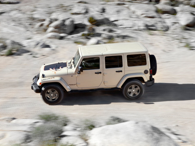 Jeep Wrangler Mojave фото