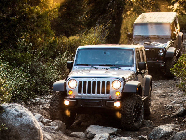 Jeep Wrangler Rubicon фото