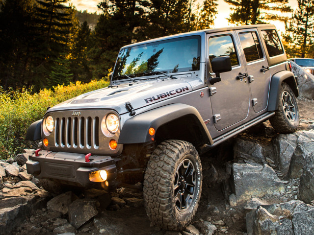 Jeep Wrangler Rubicon фото