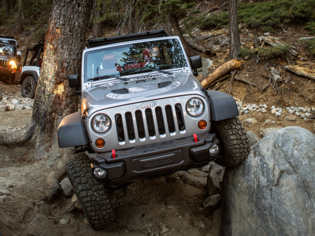 Jeep Wrangler Rubicon фото