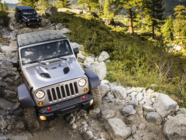 Jeep Wrangler Rubicon фото