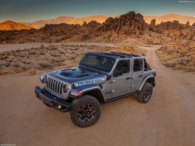 Jeep Wrangler Rubicon фото