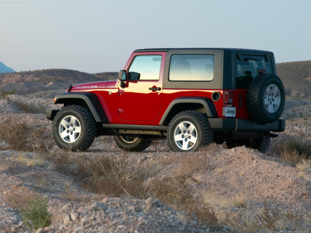 Jeep Wrangler Rubicon фото