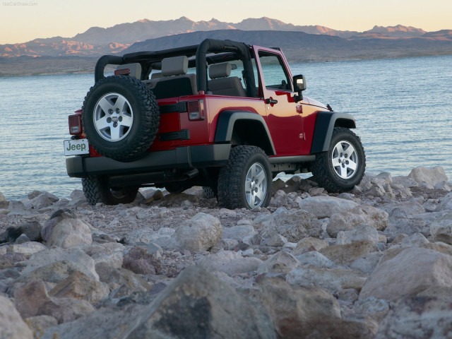 Jeep Wrangler Rubicon фото