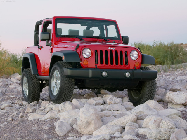 Jeep Wrangler Rubicon фото