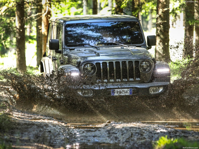 Jeep Wrangler Unlimited фото