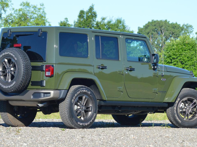 Jeep Wrangler фото