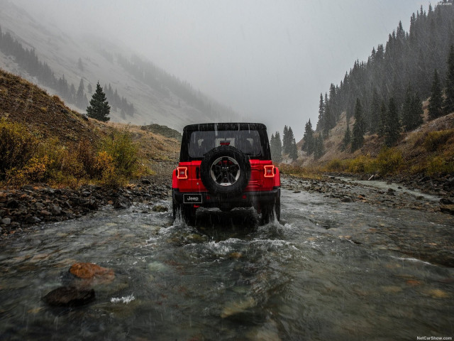 Jeep Wrangler фото