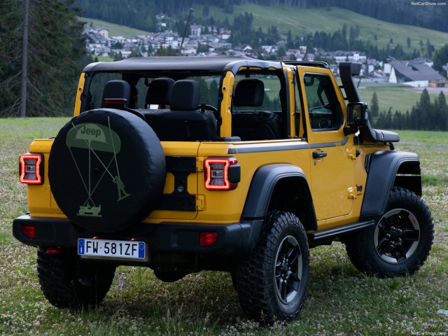 Jeep Wrangler фото