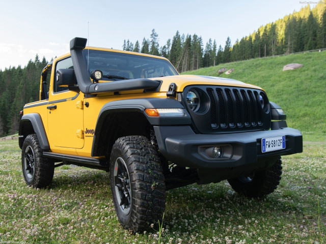 Jeep Wrangler фото