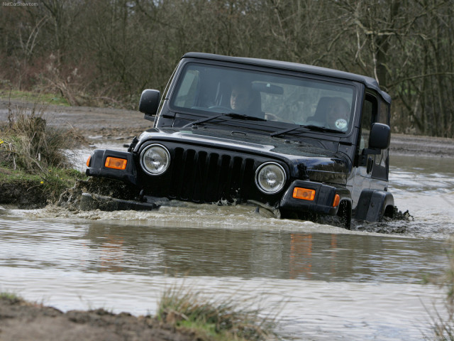 Jeep Wrangler фото