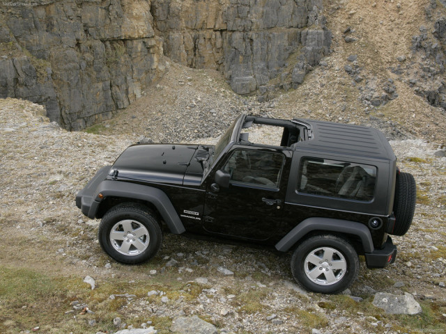 Jeep Wrangler фото