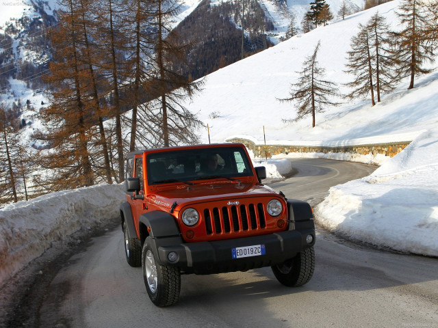 Jeep Wrangler фото