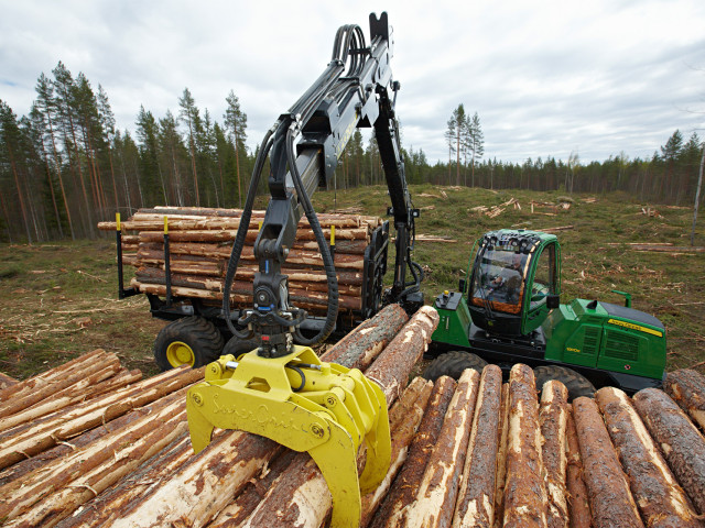 John Deere Forwarder 1910E фото