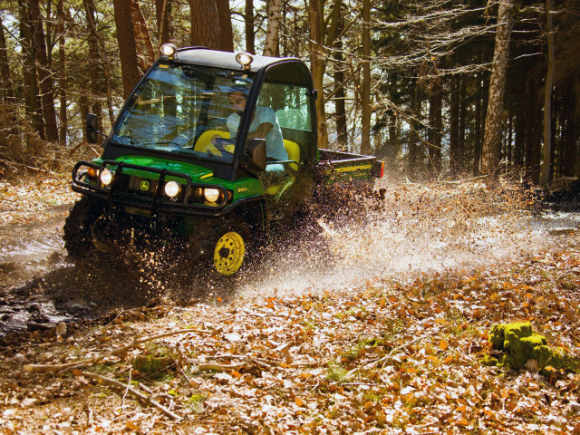 John Deere Gator фото