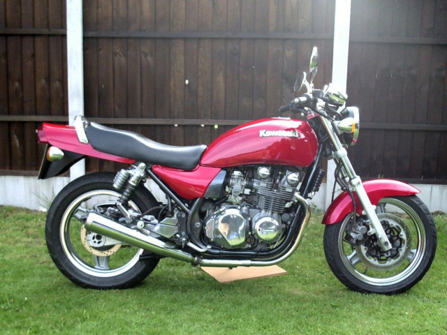 Kawasaki Zephyr 750 фото