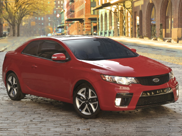 Kia Forte Koup фото