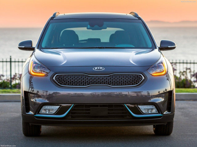 Kia Niro фото