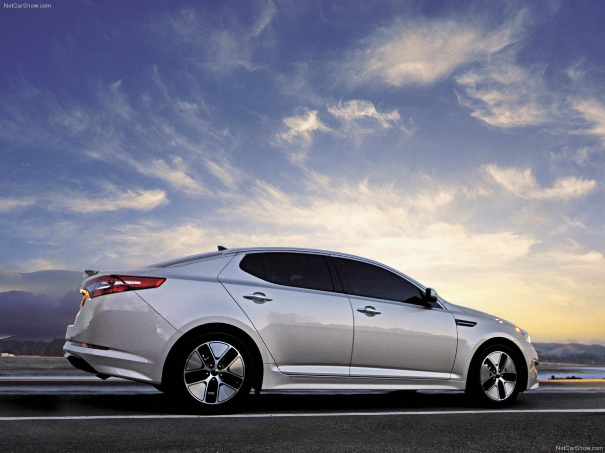 Kia Optima Hybrid фото 80000